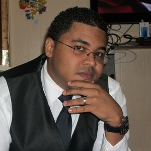 Meet your Posher, Elliot